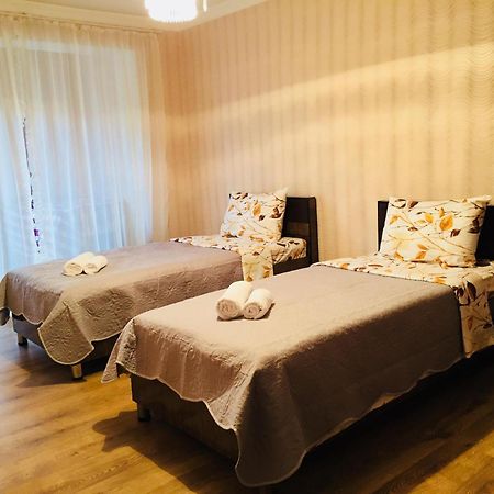 Emilia Appartement Signagi Buitenkant foto