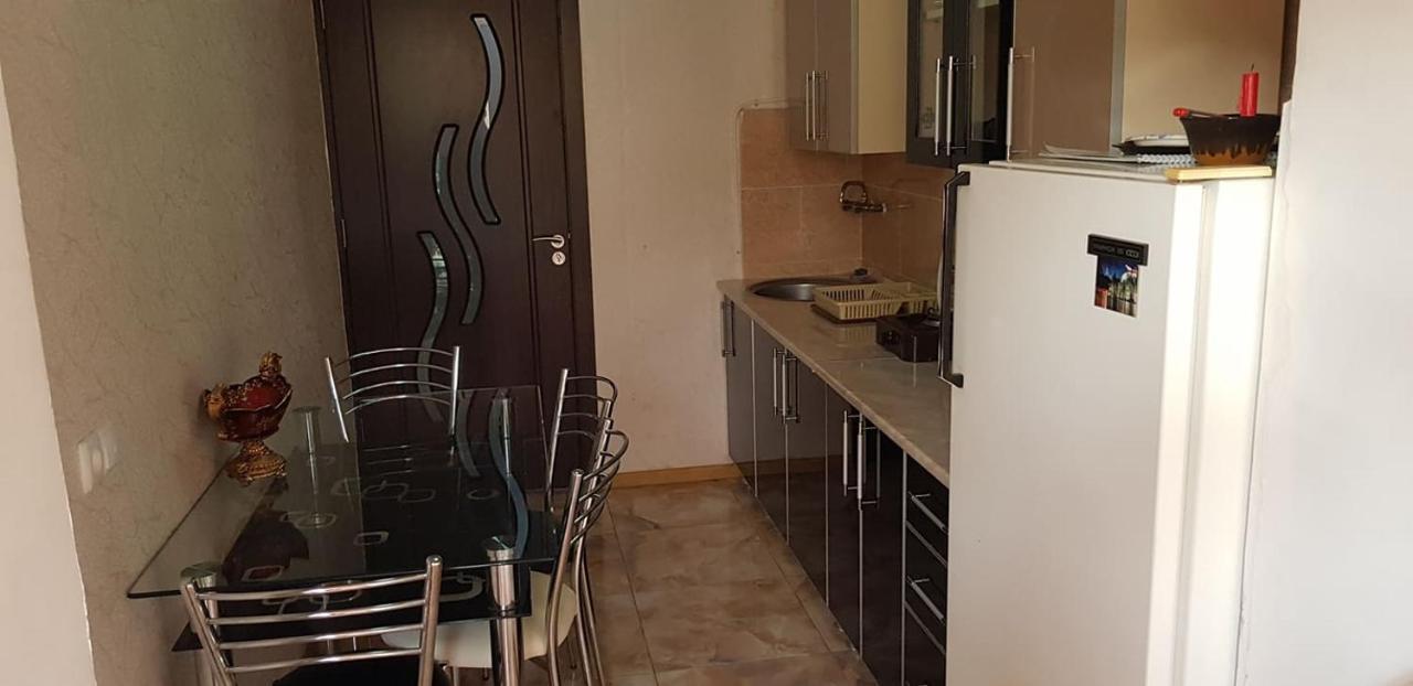 Emilia Appartement Signagi Buitenkant foto