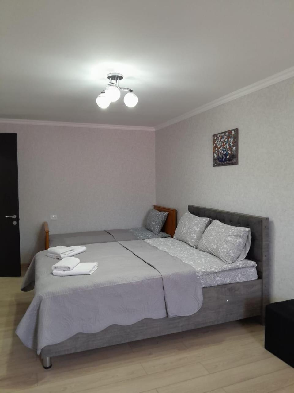 Emilia Appartement Signagi Buitenkant foto